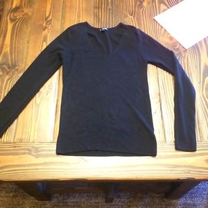 Express v-neck long sleeve sweater size large